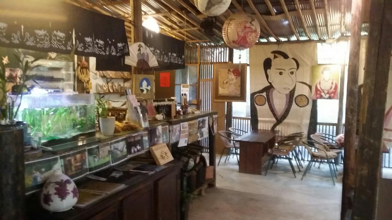 Bright Moon Homestay Dongshi  Exteriör bild