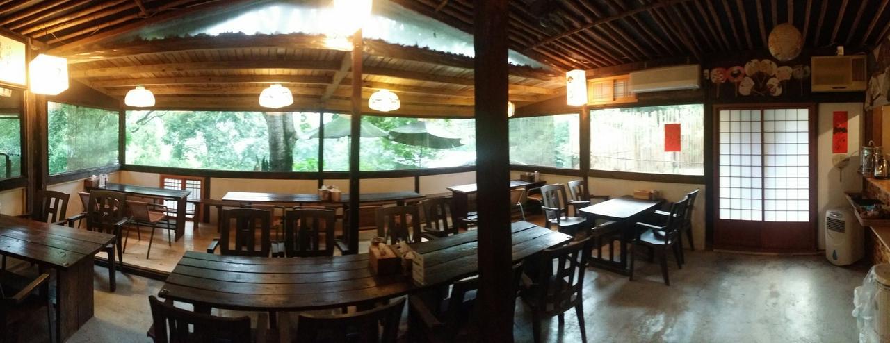 Bright Moon Homestay Dongshi  Exteriör bild