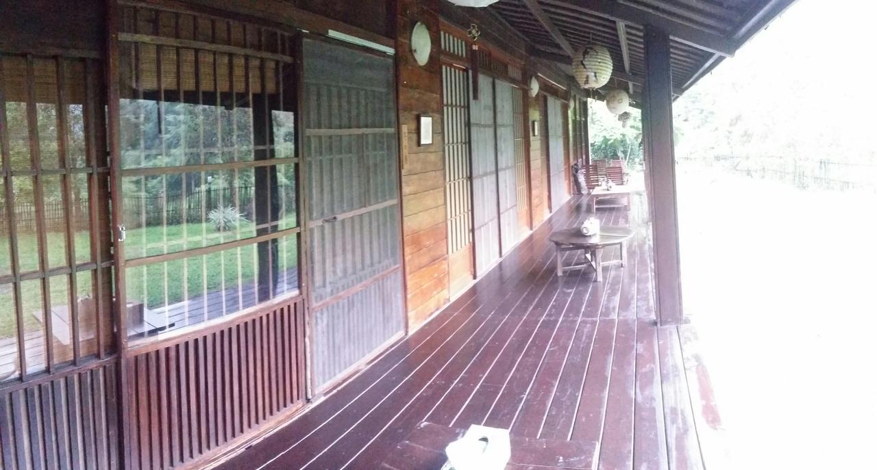 Bright Moon Homestay Dongshi  Exteriör bild
