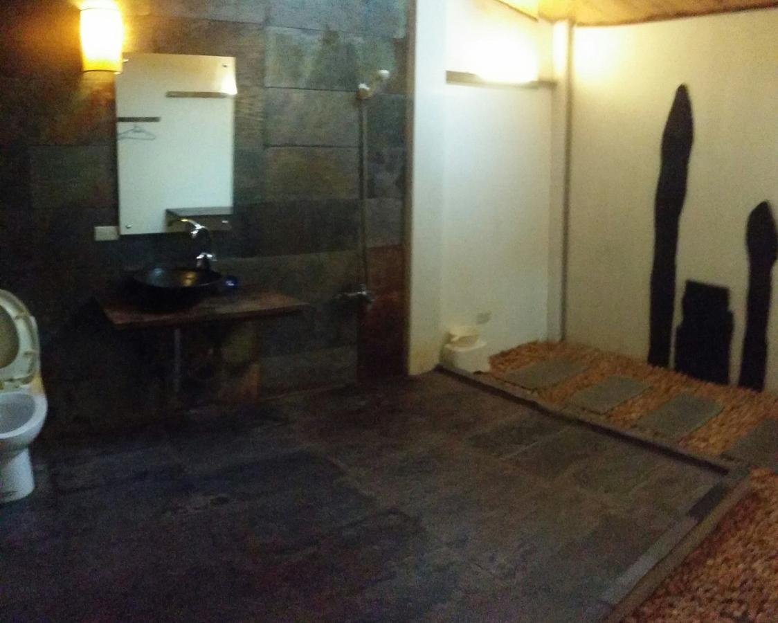 Bright Moon Homestay Dongshi  Exteriör bild